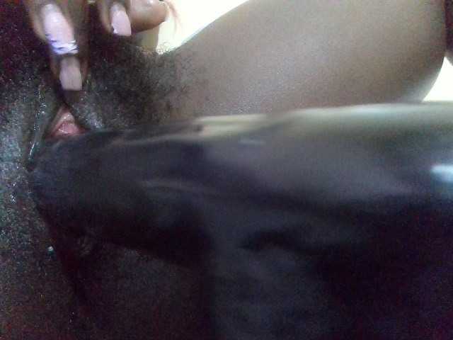 Slutty-rihh live cam