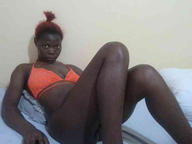 Slutty-rihh webcam