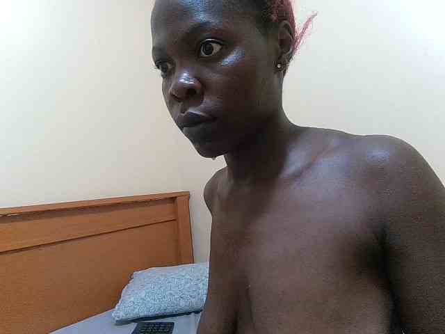 Slutty-rihh webcam