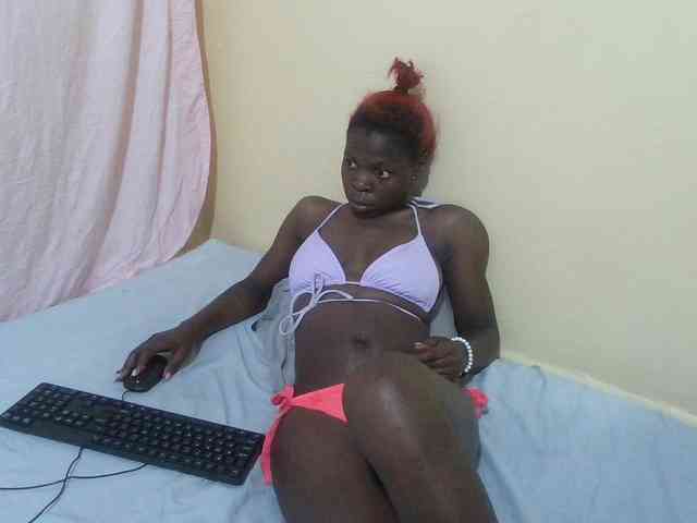 Slutty-rihh webcam