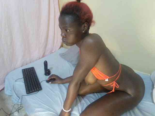 Slutty-rihh webcam
