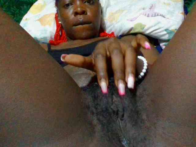 Slutty-rihh webcam