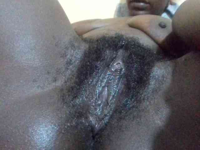 Slutty-rihh webcam