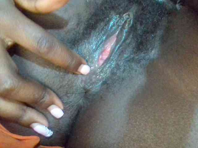 Slutty-rihh webcam