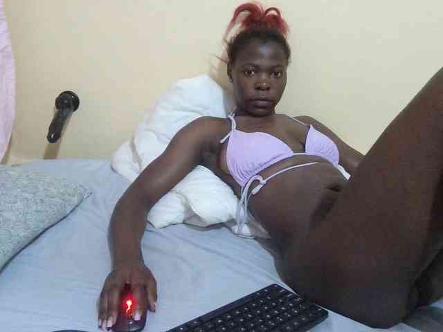 Slutty-rihh webcam