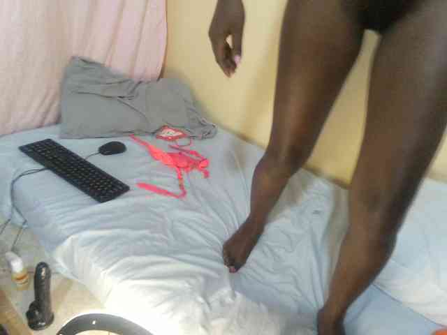 Slutty-rihh webcam