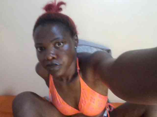 Slutty-rihh webcam
