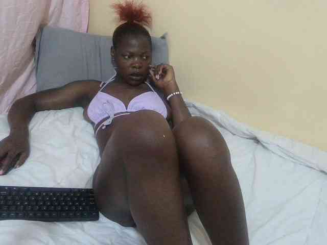 Slutty-rihh webcam
