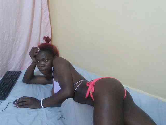 Slutty-rihh webcam