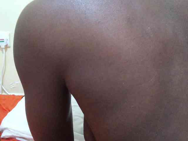 Slutty-rihh webcam