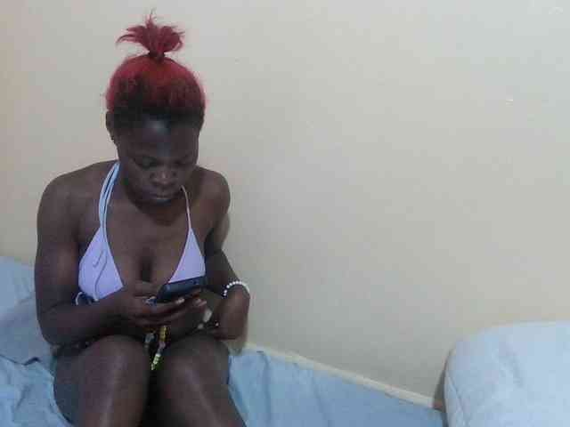 Slutty-rihh webcam