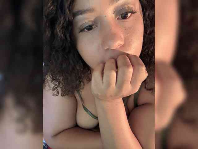 Doveylovey webcam