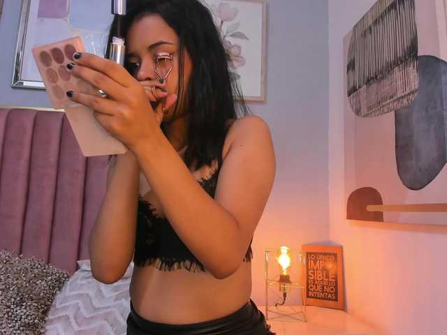 CatalinaFox live cam on BongaCams