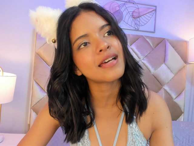 CatalinaFox live cam on BongaCams