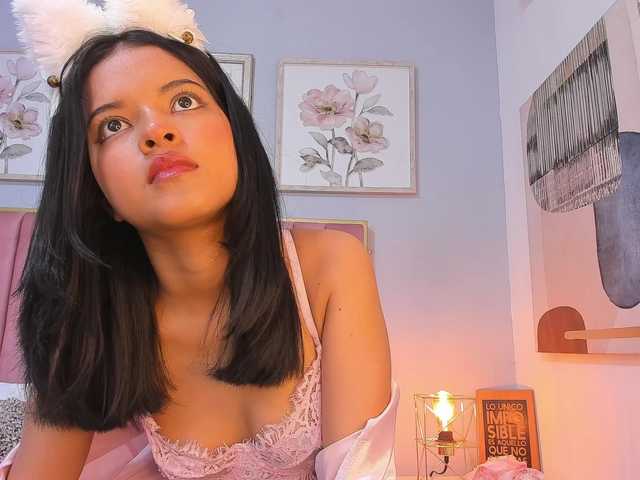 CatalinaFox live cam on BongaCams