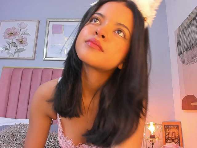 CatalinaFox live cam on BongaCams