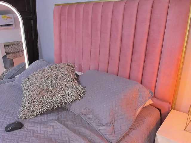 CatalinaFox live cam on BongaCams