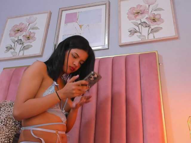 CatalinaFox live cam on BongaCams
