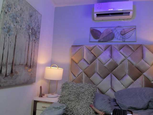 CatalinaFox live cam on BongaCams