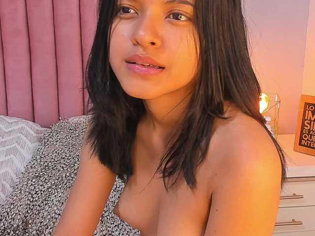 CatalinaFox live cam on BongaCams