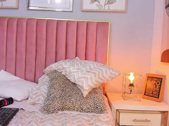 CatalinaFox live cam on BongaCams