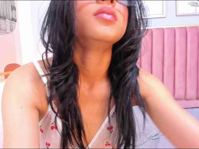 CatalinaFox webcam