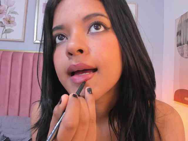 CatalinaFox webcam