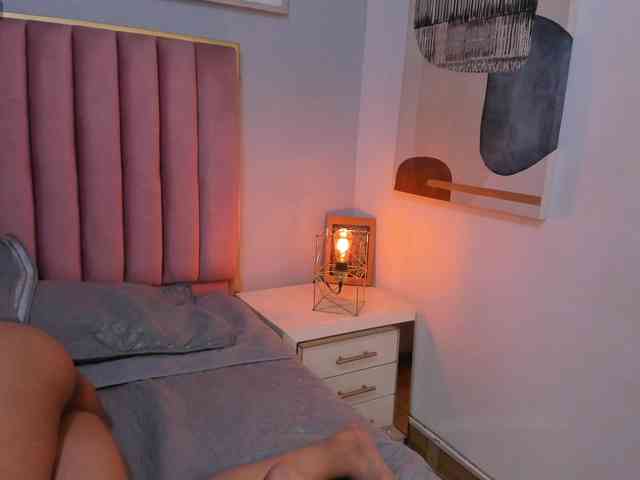 CatalinaFox webcam