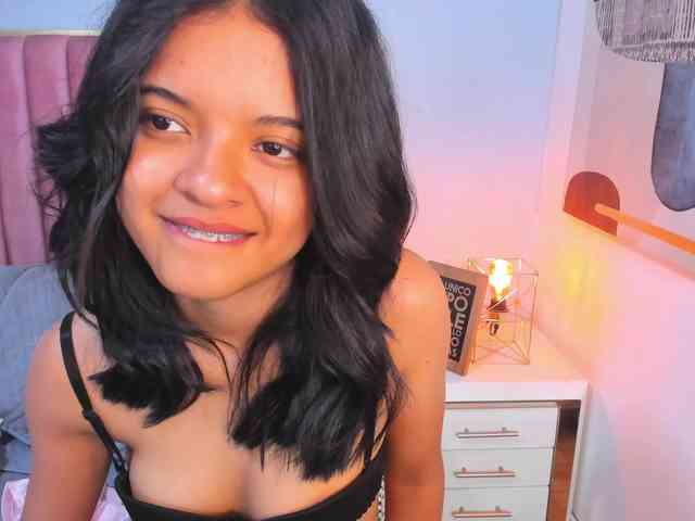 CatalinaFox webcam