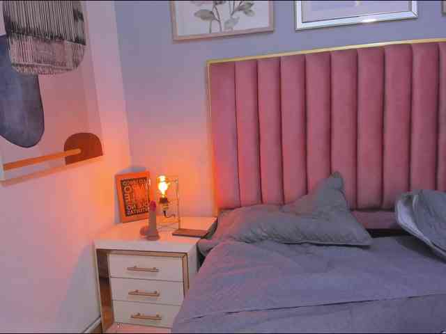 CatalinaFox webcam