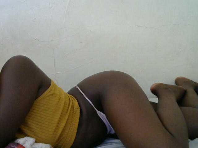 sexyass61 live cam on BongaCams
