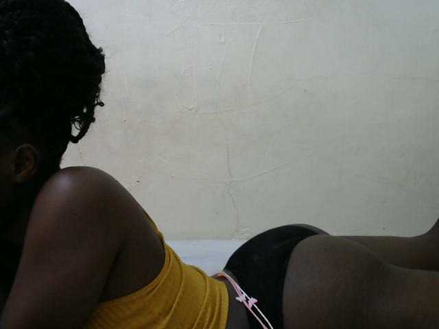 sexyass61 live cam on BongaCams