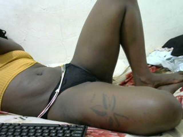 sexyass61 live cam on BongaCams