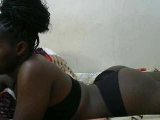 sexyass61 live cam on BongaCams