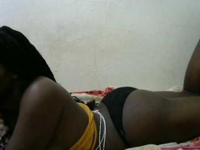 sexyass61 live cam on BongaCams