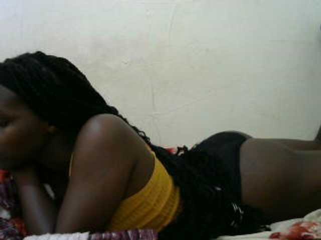 sexyass61 live cam on BongaCams
