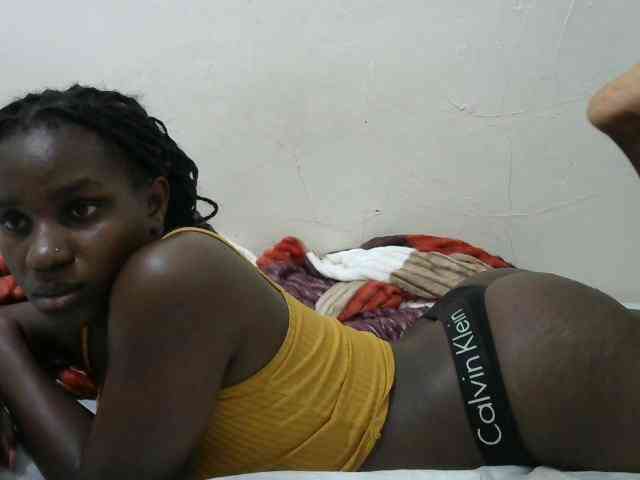 sexyass61 webcam