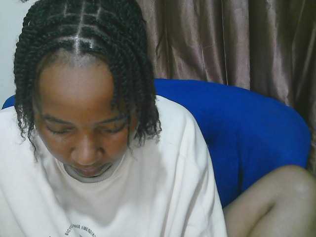 Chocodollie live cam on BongaCams