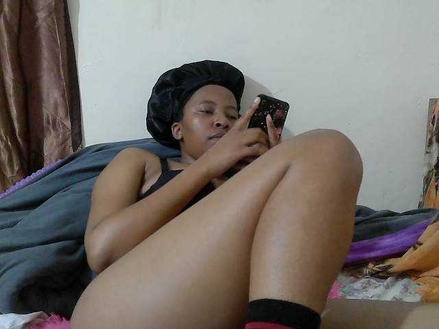 Chocodollie live cam on BongaCams
