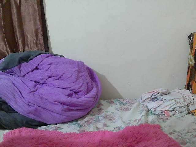 Chocodollie live cam on BongaCams