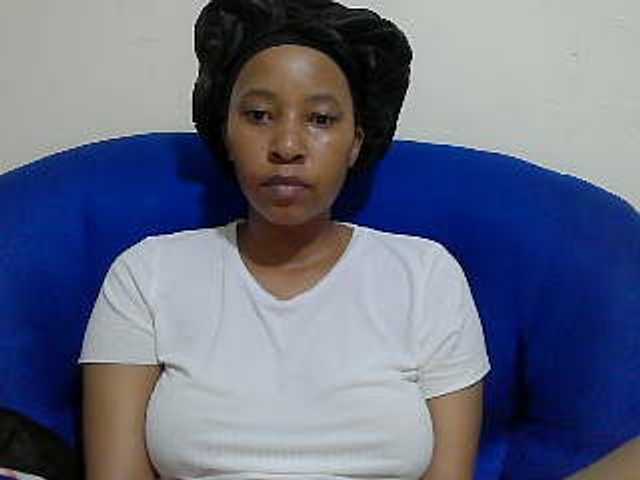 Chocodollie live cam on BongaCams