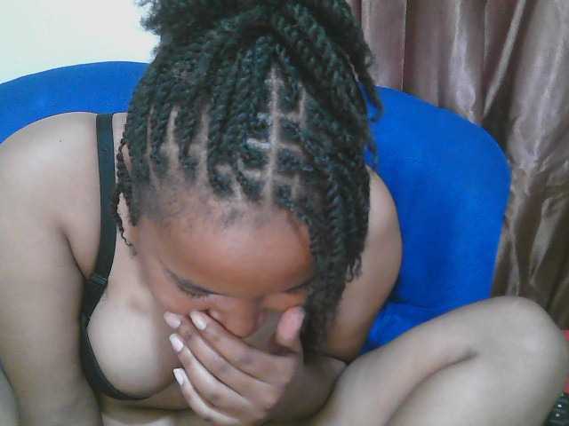 Chocodollie live cam on BongaCams