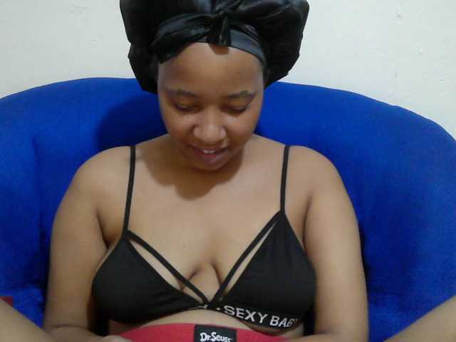 Chocodollie live cam on BongaCams