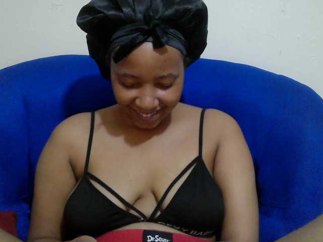 Chocodollie live cam on BongaCams