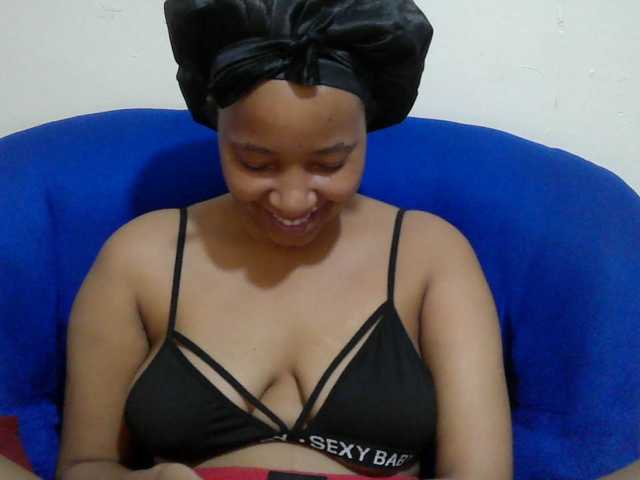 Chocodollie live cam on BongaCams