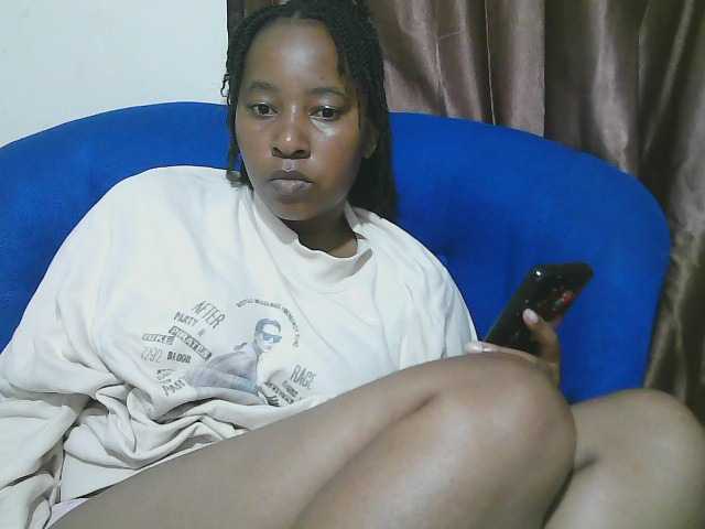 Chocodollie live cam on BongaCams