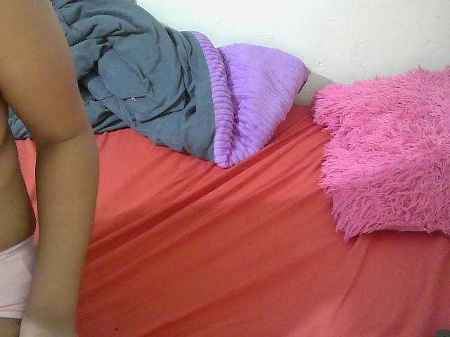 Chocodollie live cam on BongaCams