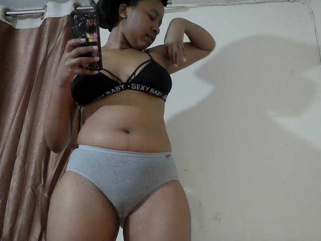 Chocodollie live cam