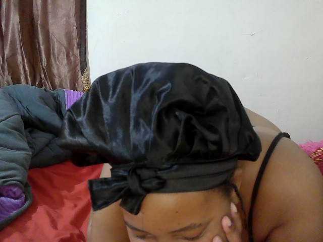 Chocodollie live cam on BongaCams