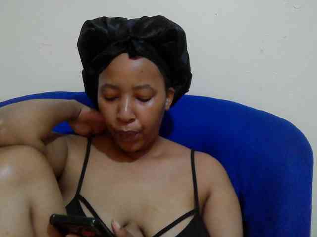 Chocodollie webcam